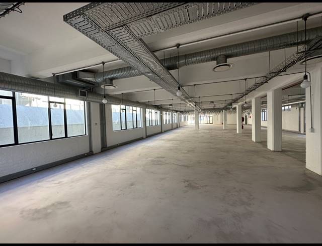 628M² OFFICE TO LET IN SALT RIVER
